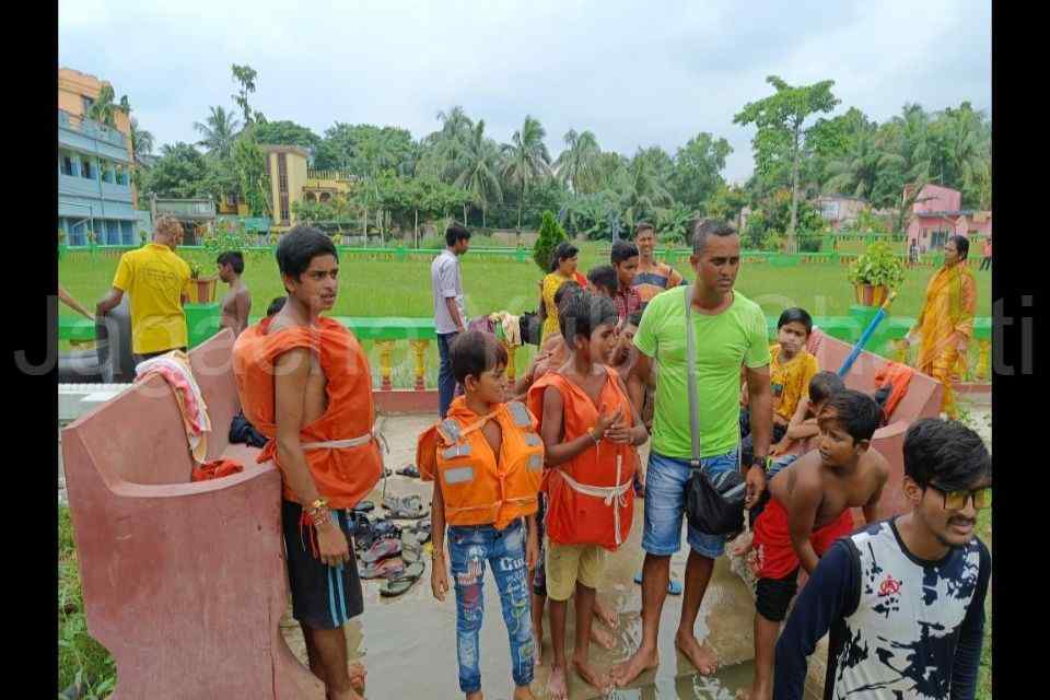 Raksha Bandhan with children of Chiranabin observation home 2022