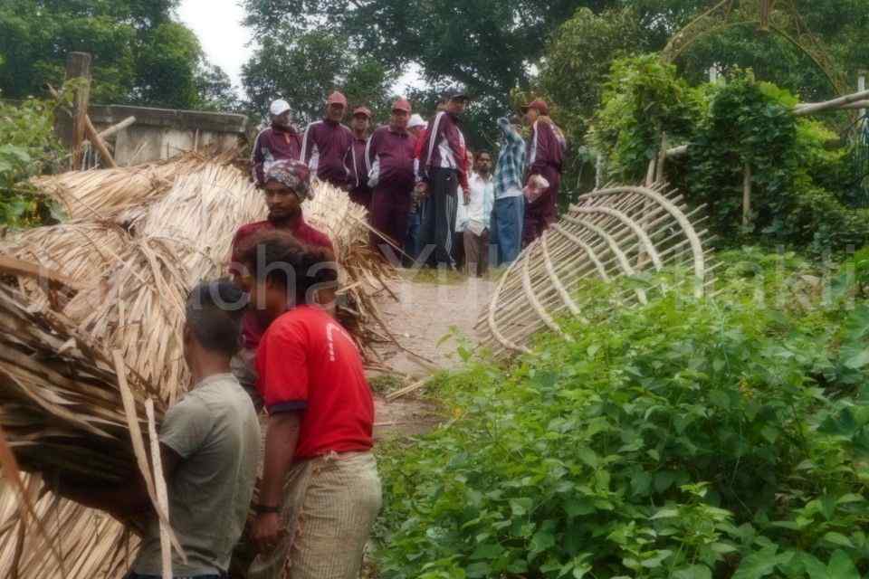 India first time Hogla Leaves Boat Expedition Hazarduary to Kolkata - 2017