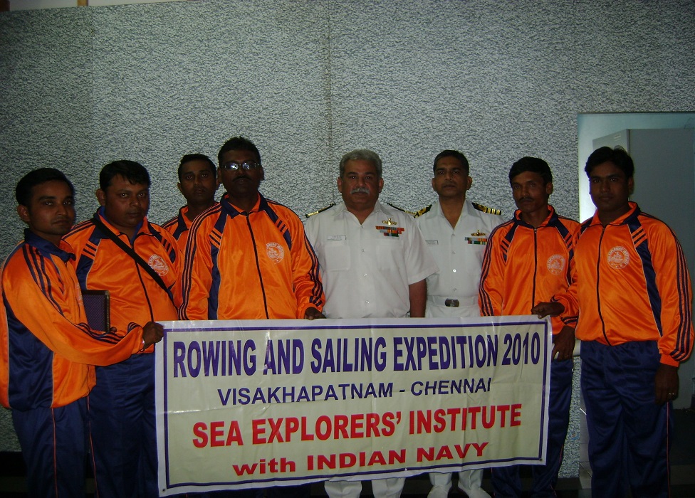 Rowing and sailing expedition from Vizag to Chennai