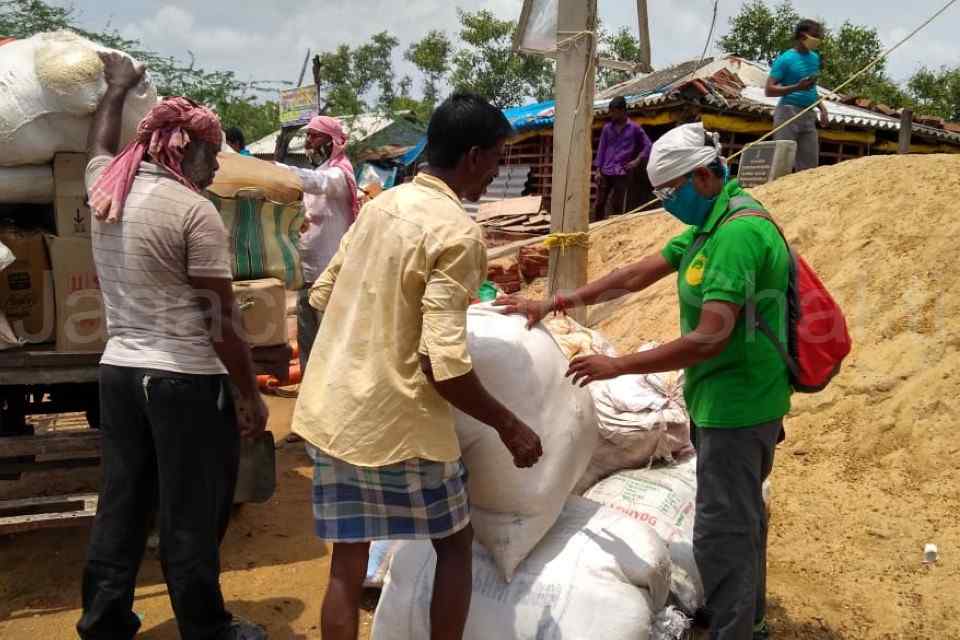 Aid to the people of Mousuni island affected by Cyclone Yaas 2021
