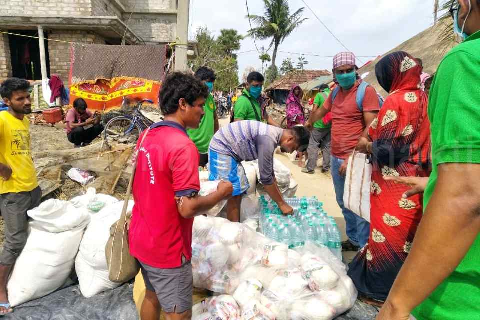 Aid to the people of Mousuni island affected by Cyclone Yaas 2021